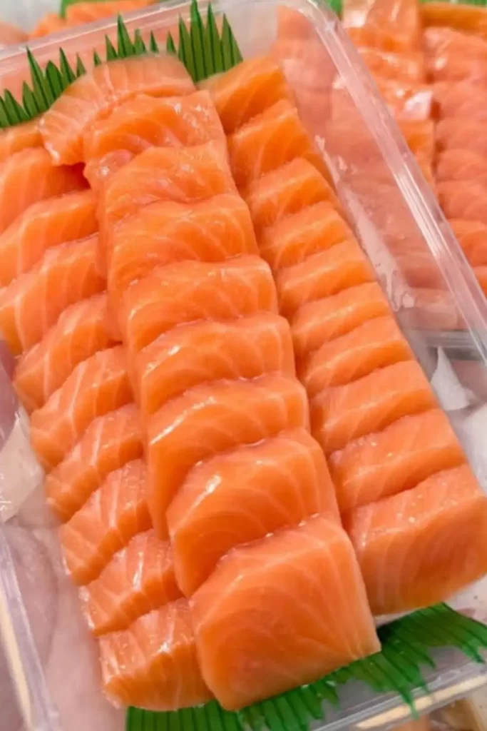 How to Make Salmon Sashimi at Home ?