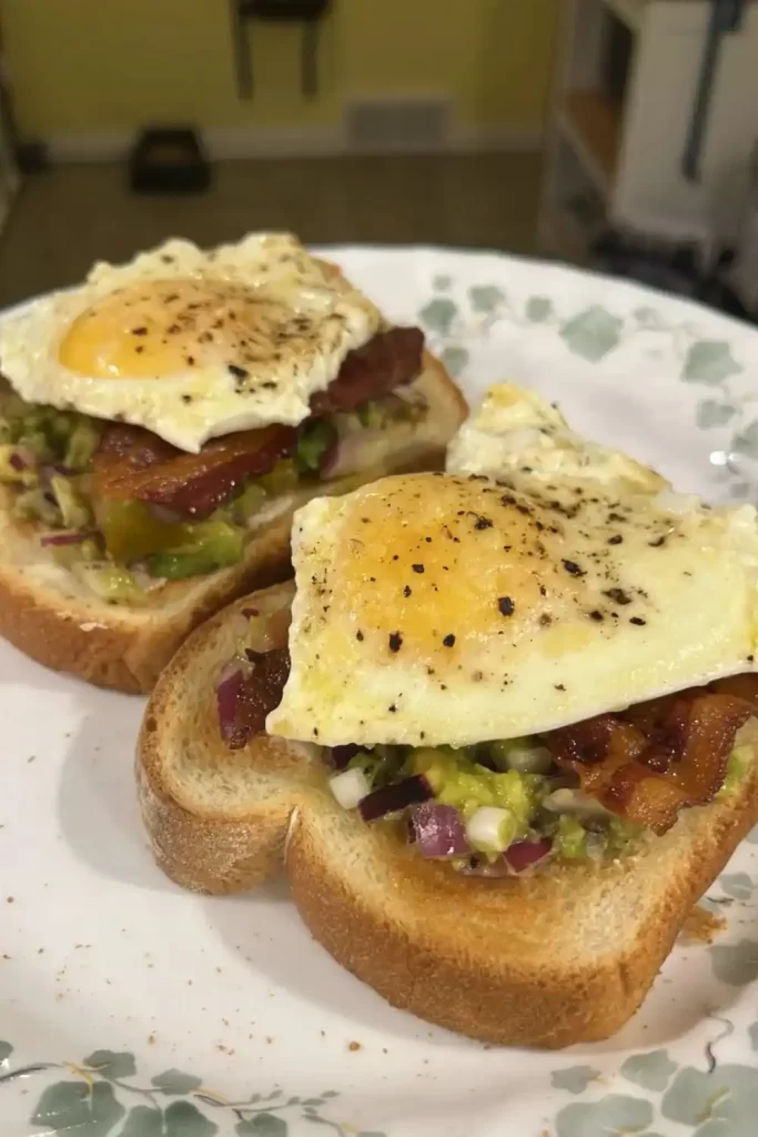 Easy Avocado Toast with Bacon and Egg Recipe