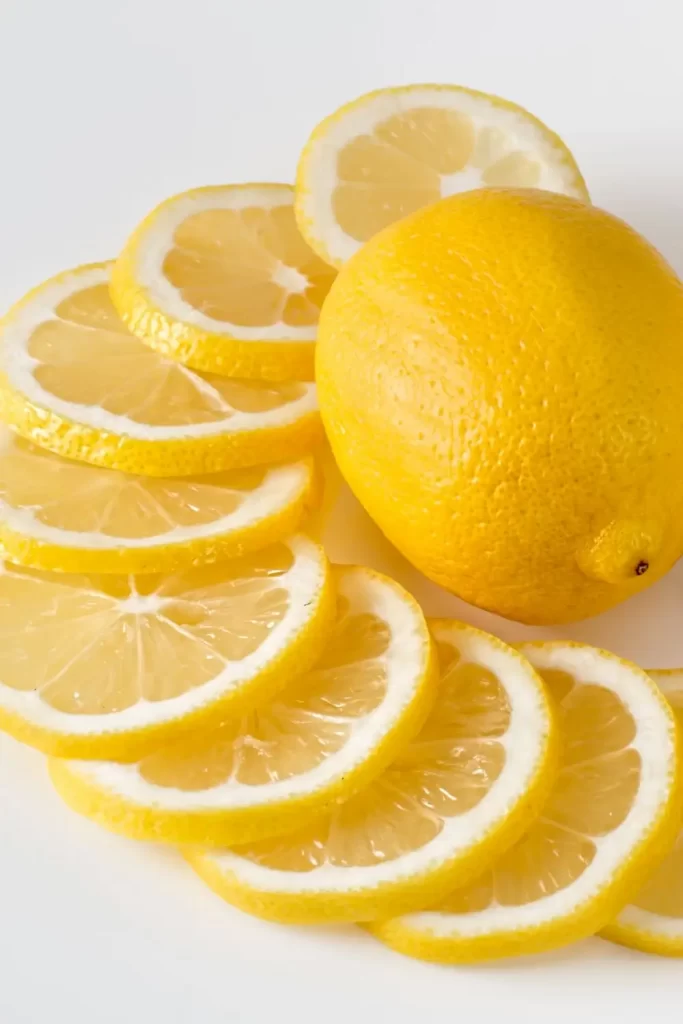 Sliced lemon slices