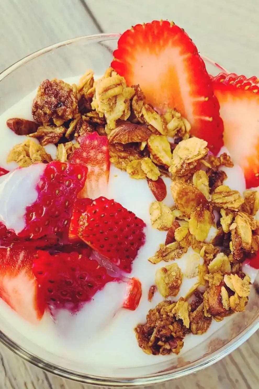 Easy Strawberry Parfait Recipe